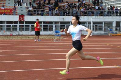 女子400米决赛 陈燕卿2_副本